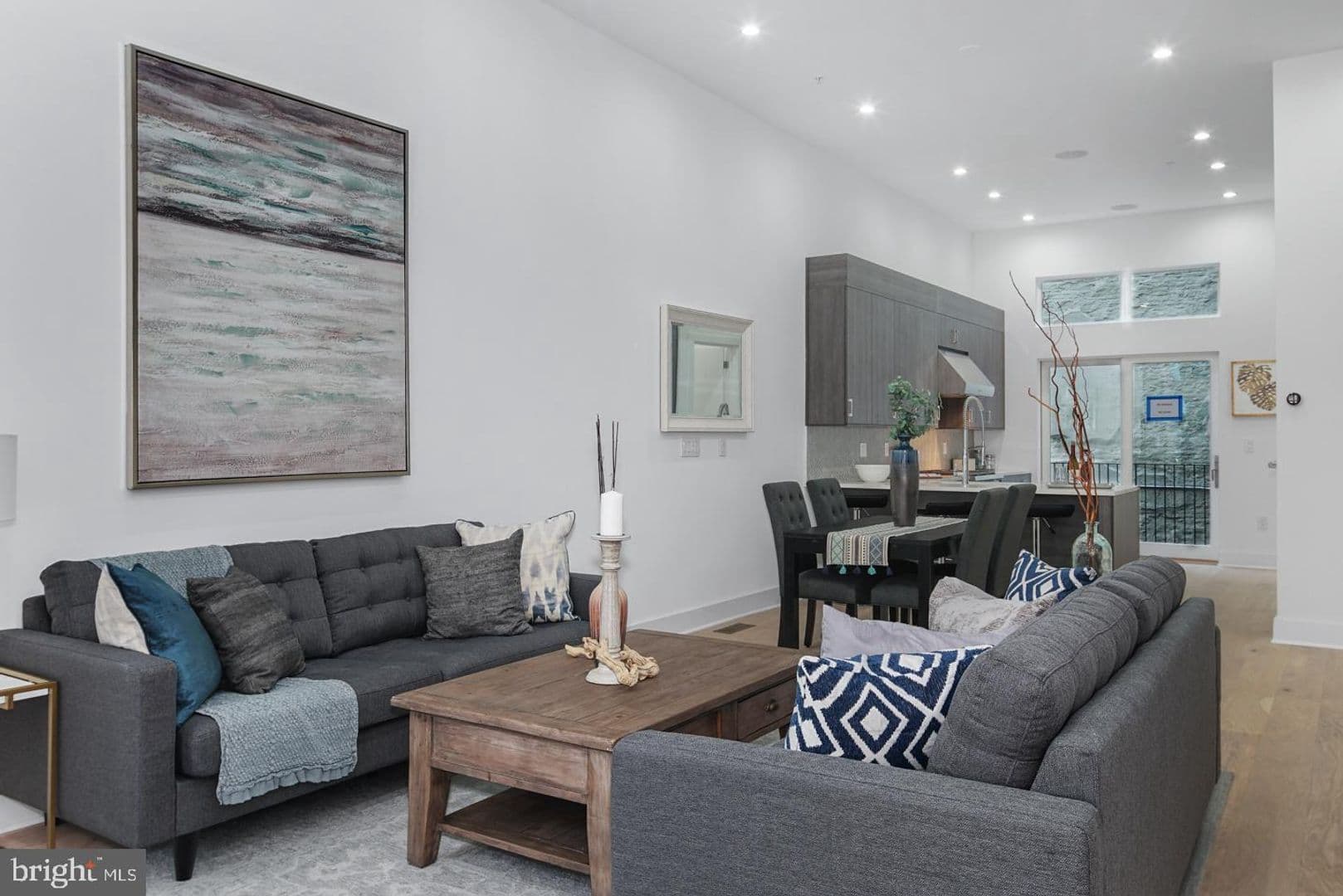 Philadelphia House: 108 Black Horse Alley