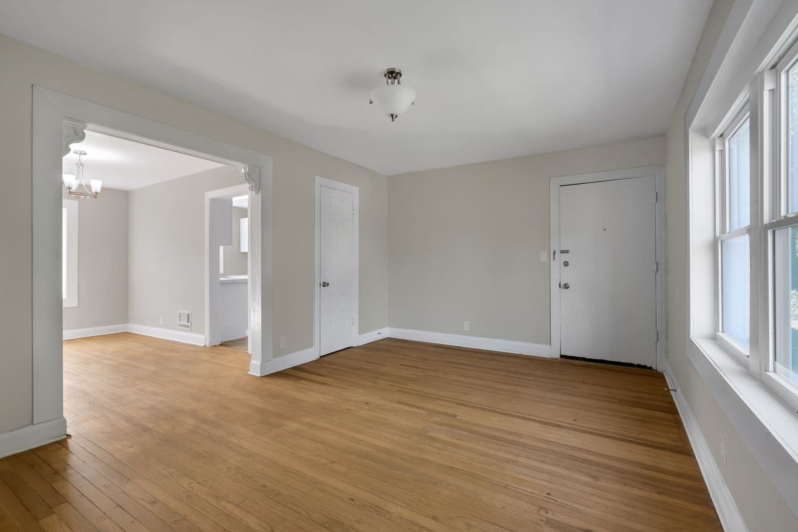 Louisville Apartment: 200 Crescent Ave