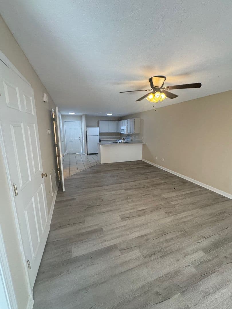 Elizabethtown Apartment: 170 Ruby Drive