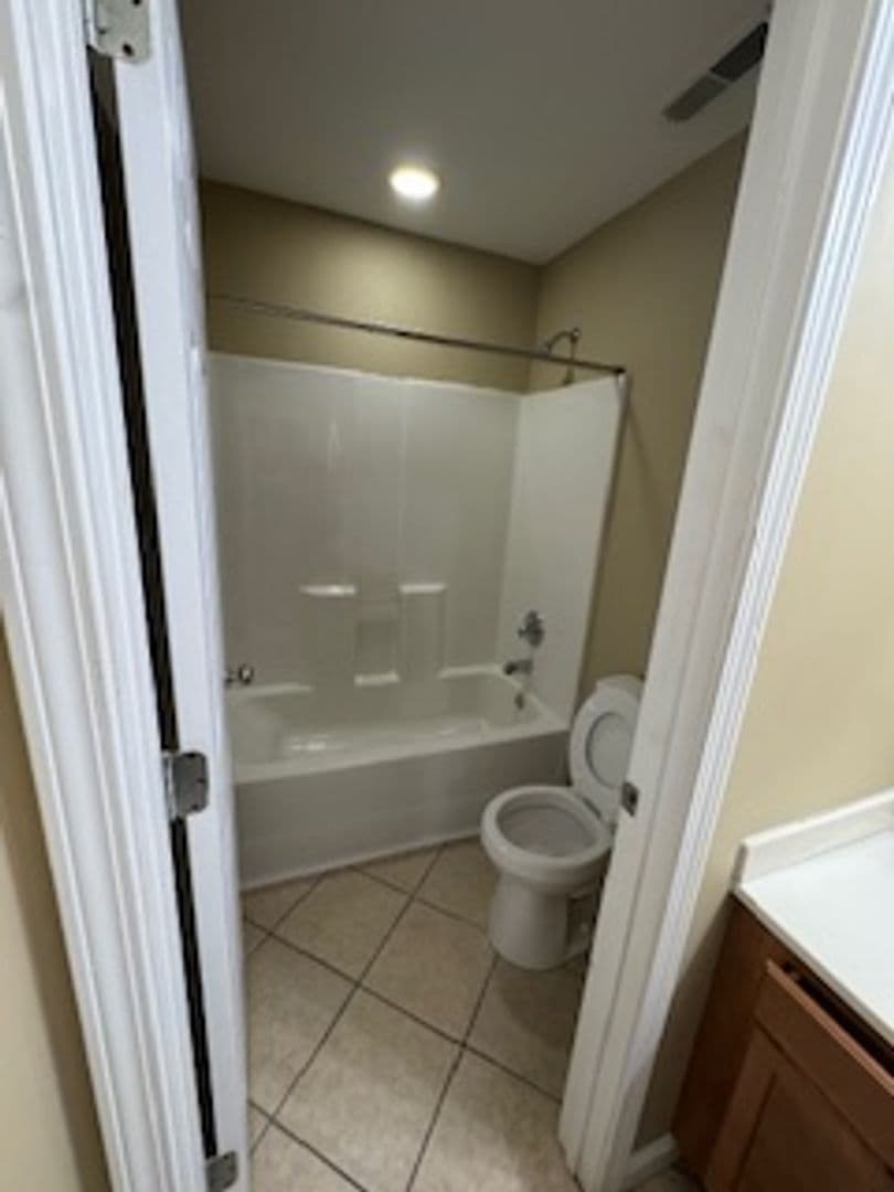 Shepherdsville Townhome: 107 Nancy Drive