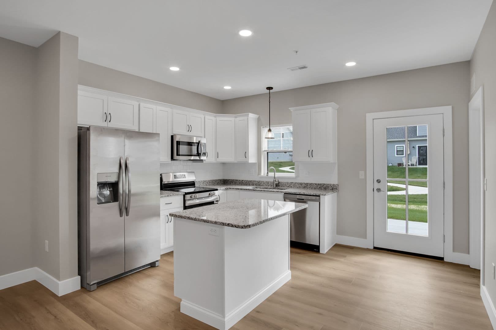 Manheim Townhome: Fruitville Pike