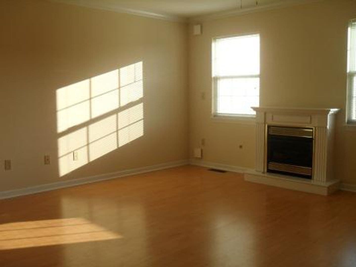 State College Apartment: 1051 Teaberry Lane