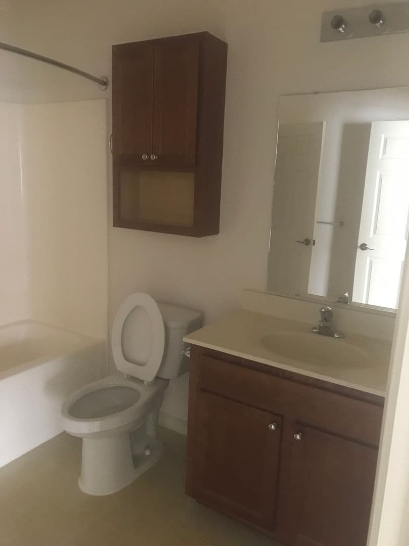 Shippensburg Apartment: 100 Deerfield Lane