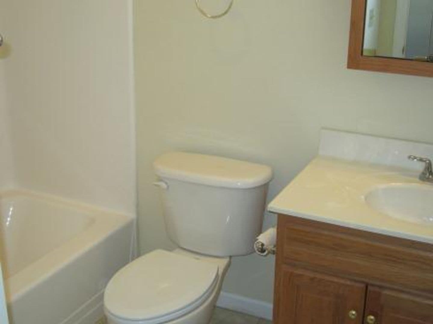 State College Apartment: 1051 Teaberry Lane