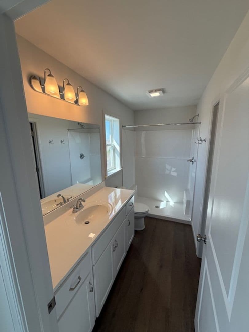 Elizabethtown Apartment: N. Conifer Dr.