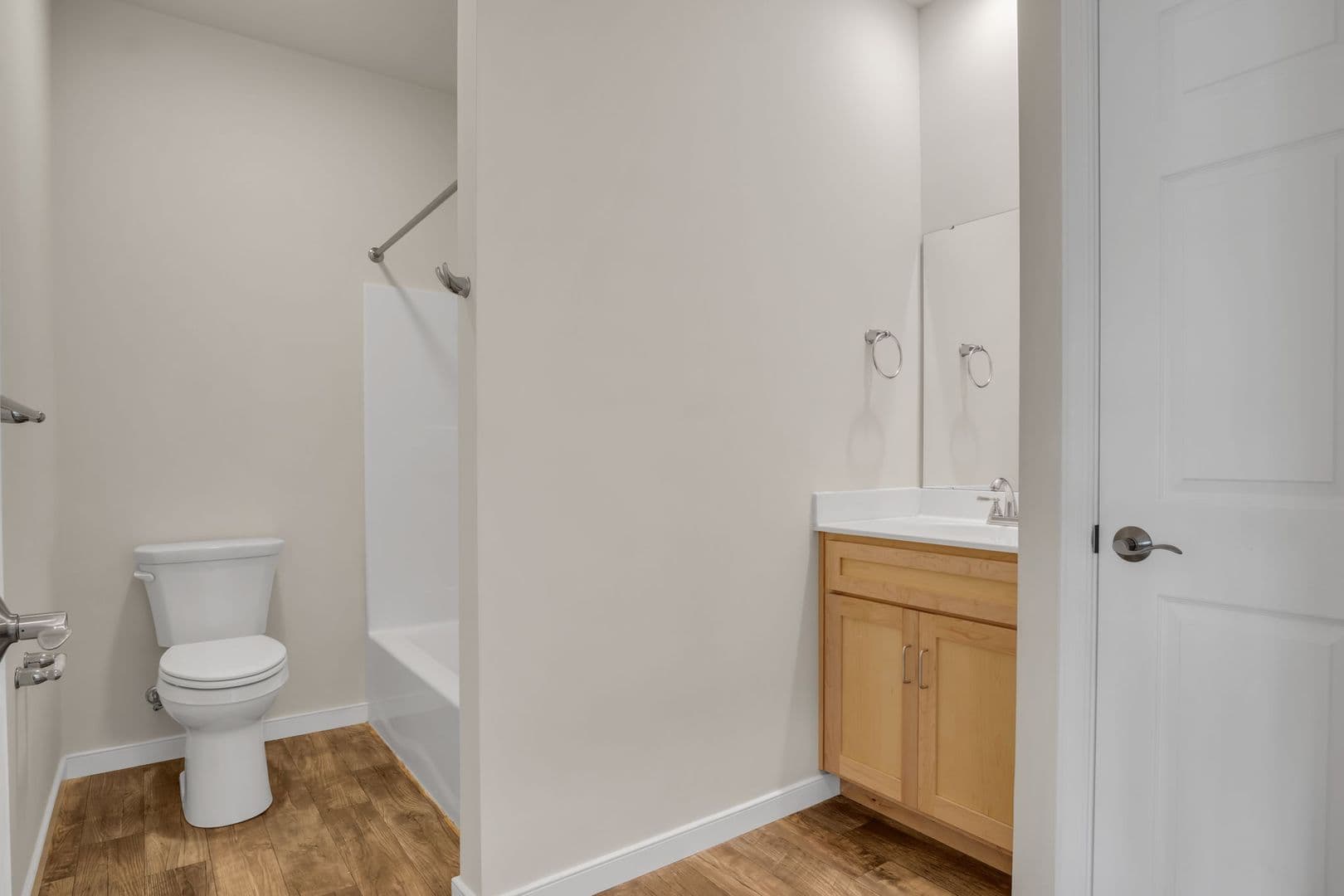 Palmyra Apartment: 125 Farmshed Rd