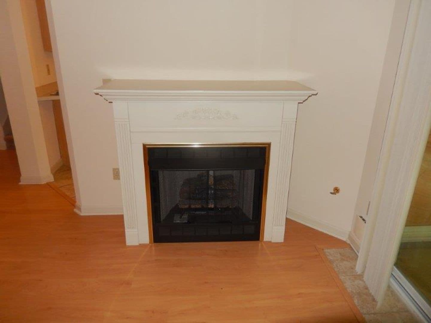 State College Apartment: 1051 Teaberry Lane