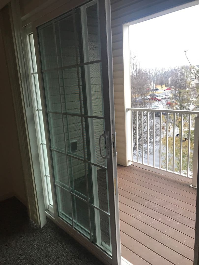 Shippensburg Apartment: 100 Deerfield Lane