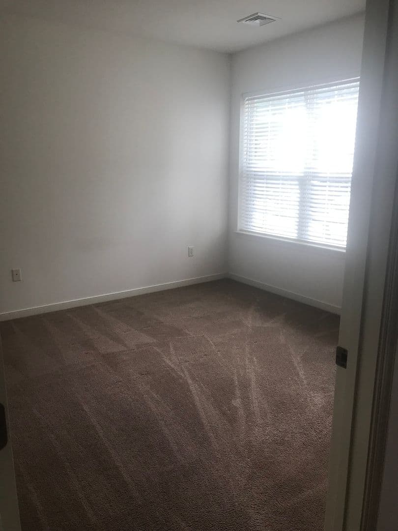 Shippensburg Apartment: 100 Deerfield Lane