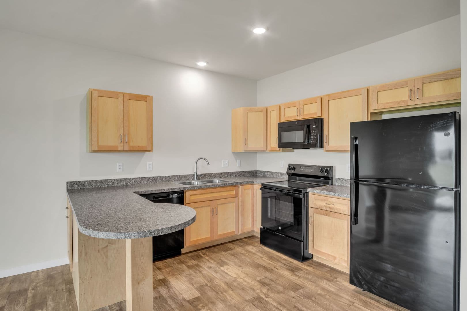 Palmyra Apartment: 125 Farmshed Rd