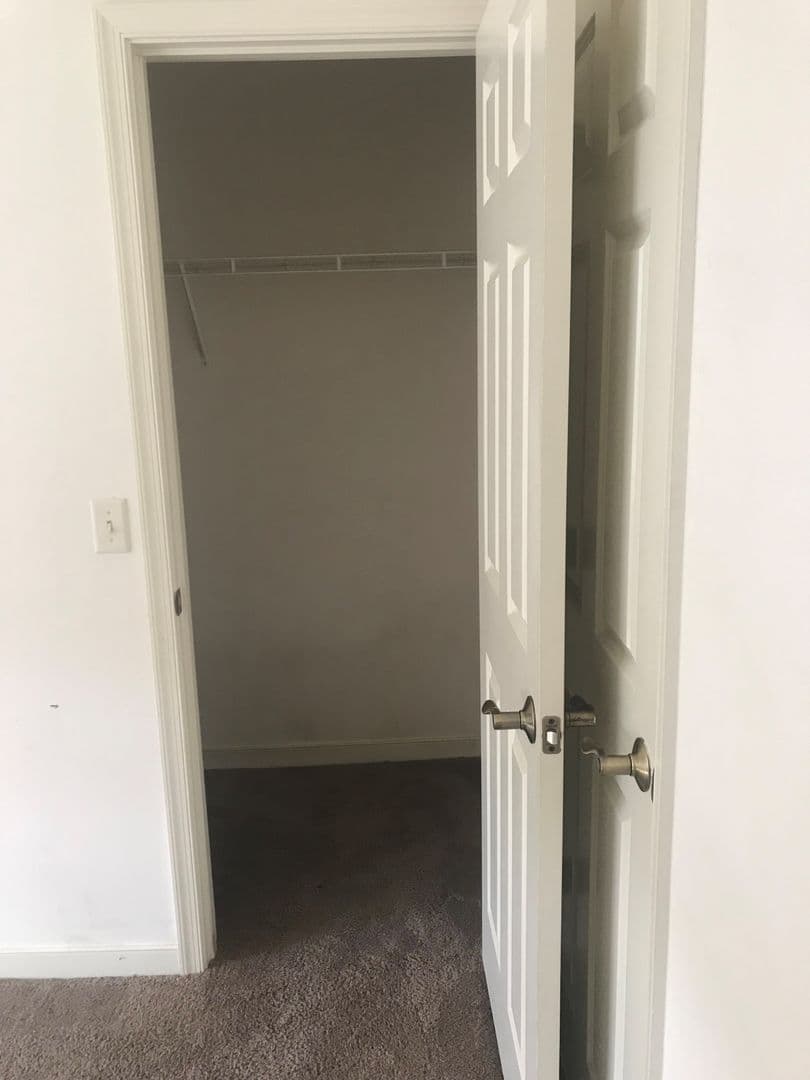 Shippensburg Apartment: 100 Deerfield Lane