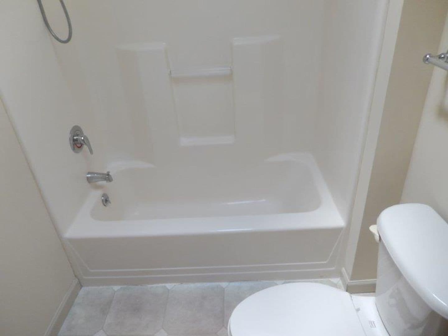 State College Apartment: 1051 Teaberry Lane
