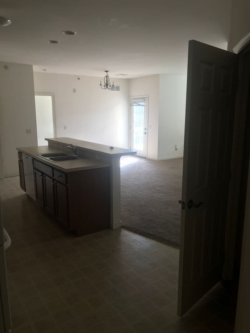 Shippensburg Apartment: 100 Deerfield Lane