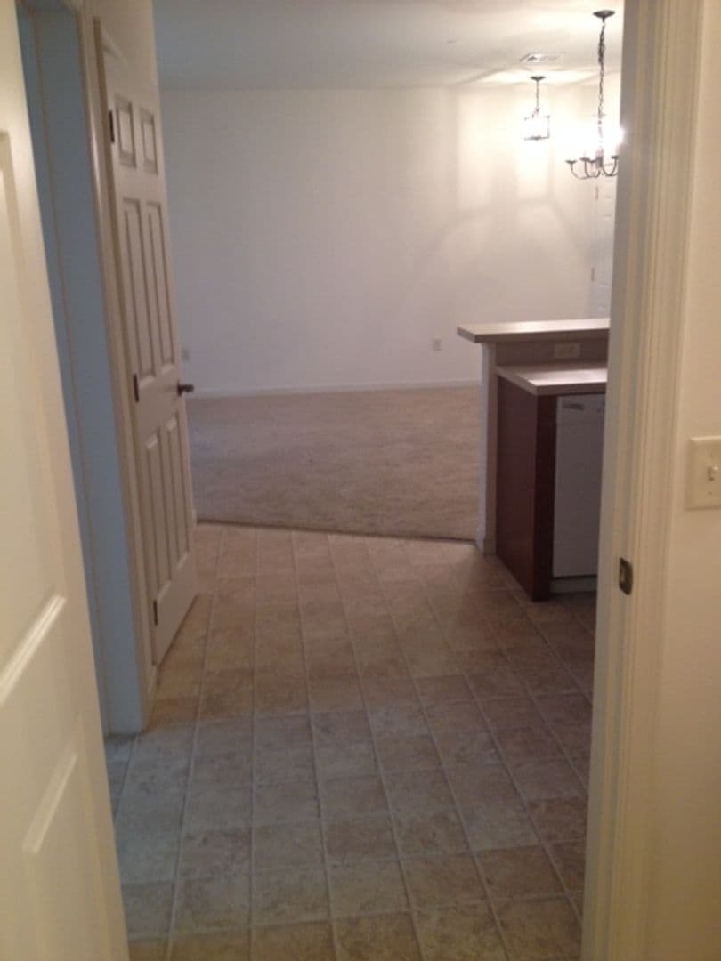 Shippensburg Apartment: 100 Deerfield Lane