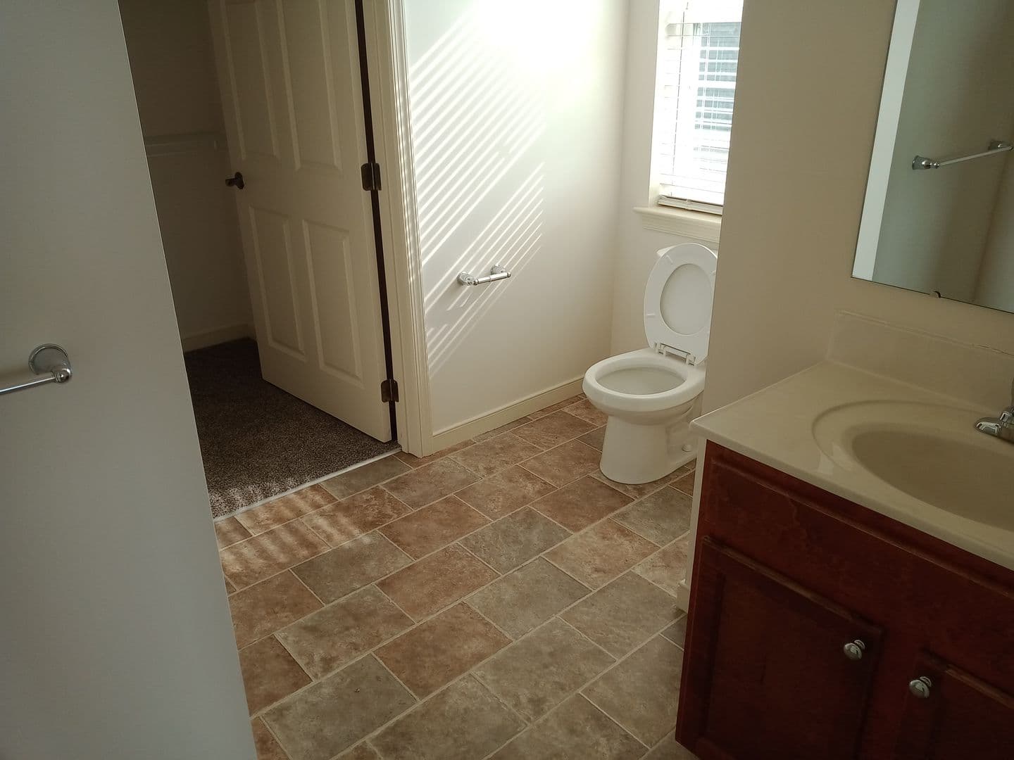 Shippensburg Apartment: 100 Deerfield Lane