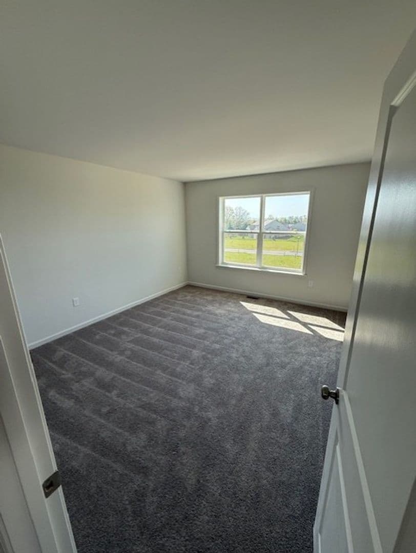 Elizabethtown Apartment: N. Conifer Dr.
