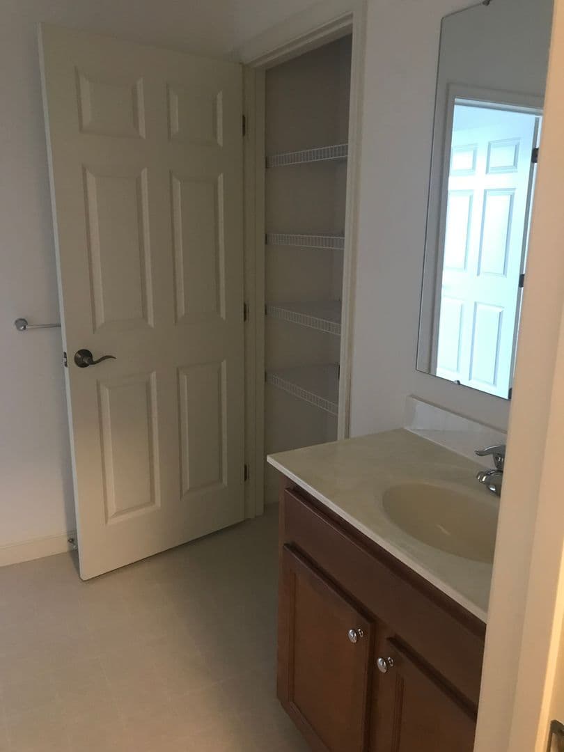 Shippensburg Apartment: 100 Deerfield Lane