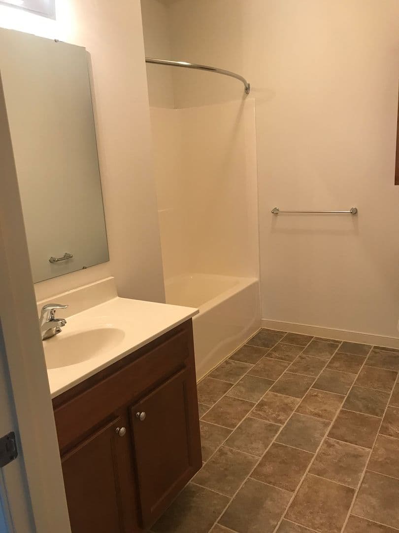 Shippensburg Apartment: 100 Deerfield Lane
