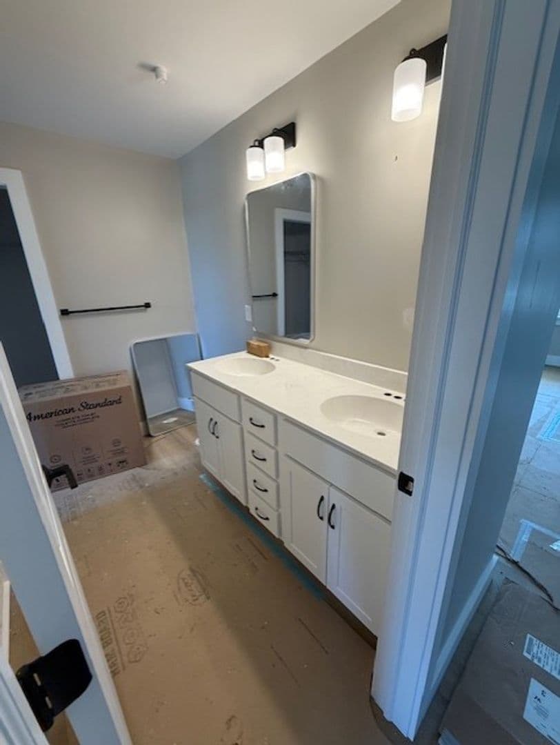 Manheim Townhome: Fruitville Pike