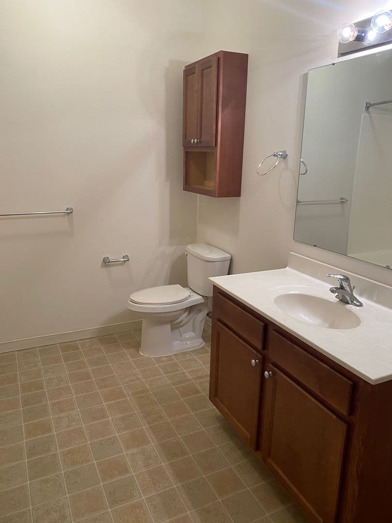 Shippensburg Apartment: 100 Deerfield Lane