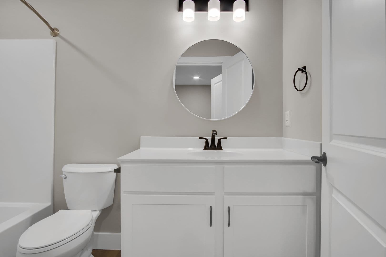 Manheim Townhome: Fruitville Pike
