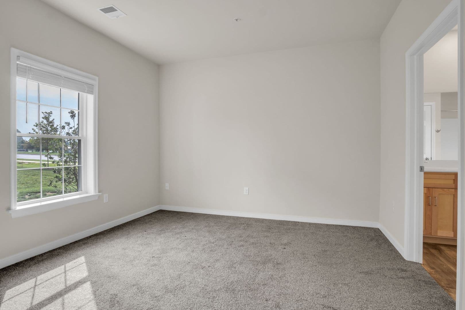 Palmyra Apartment: 125 Farmshed Rd