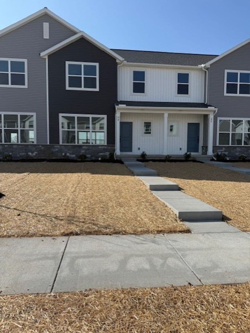 Elizabethtown Apartment: N. Conifer Dr.