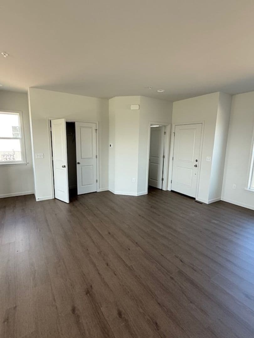 Elizabethtown Apartment: N. Conifer Dr.