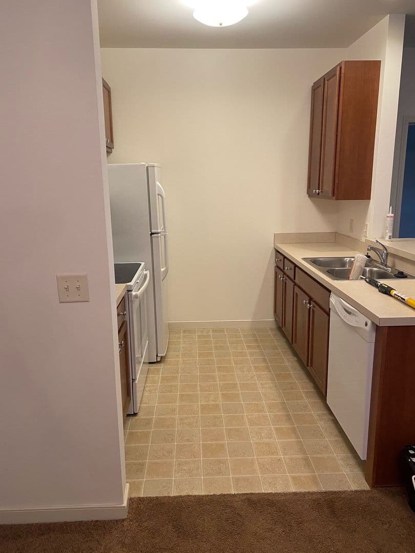 Shippensburg Apartment: 100 Deerfield Lane