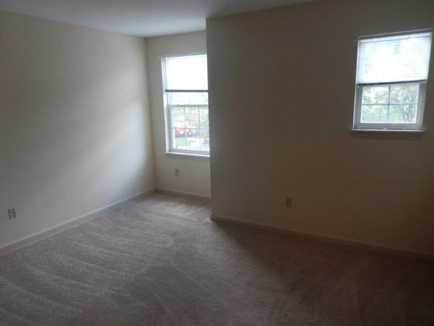 State College Apartment: 1051 Teaberry Lane