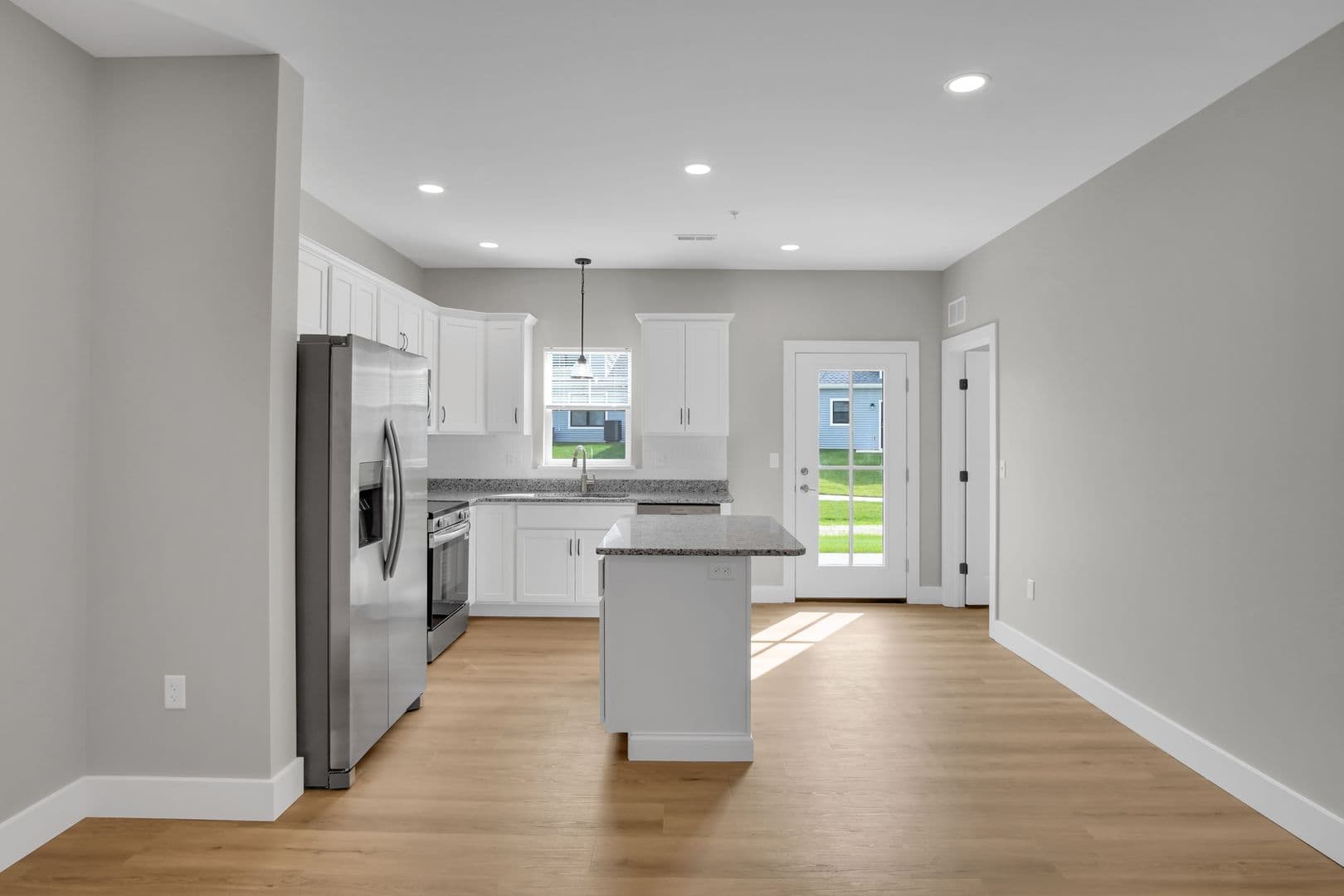 Manheim Townhome: Fruitville Pike