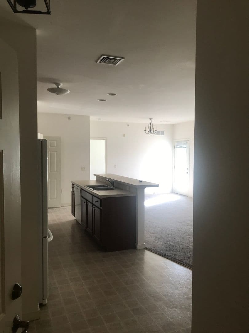 Shippensburg Apartment: 100 Deerfield Lane