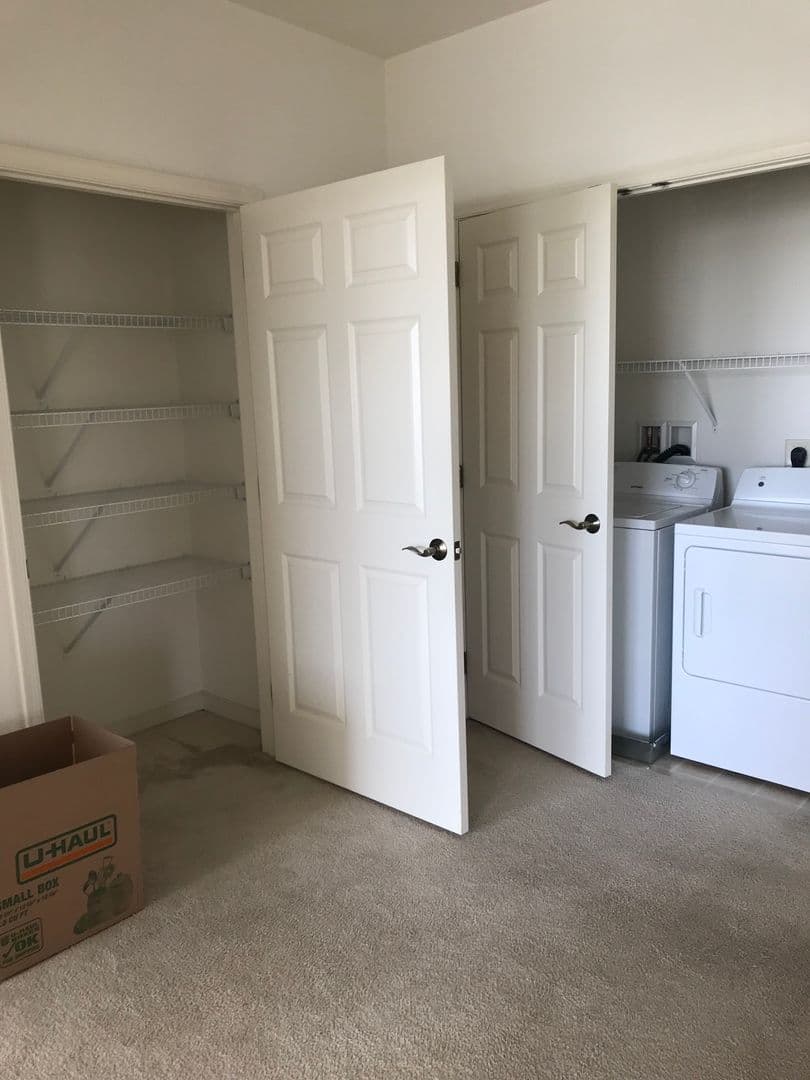 Shippensburg Apartment: 100 Deerfield Lane