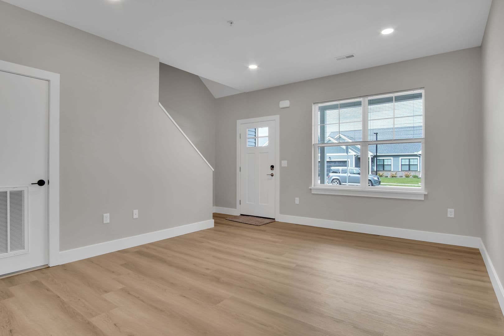 Manheim Townhome: Fruitville Pike