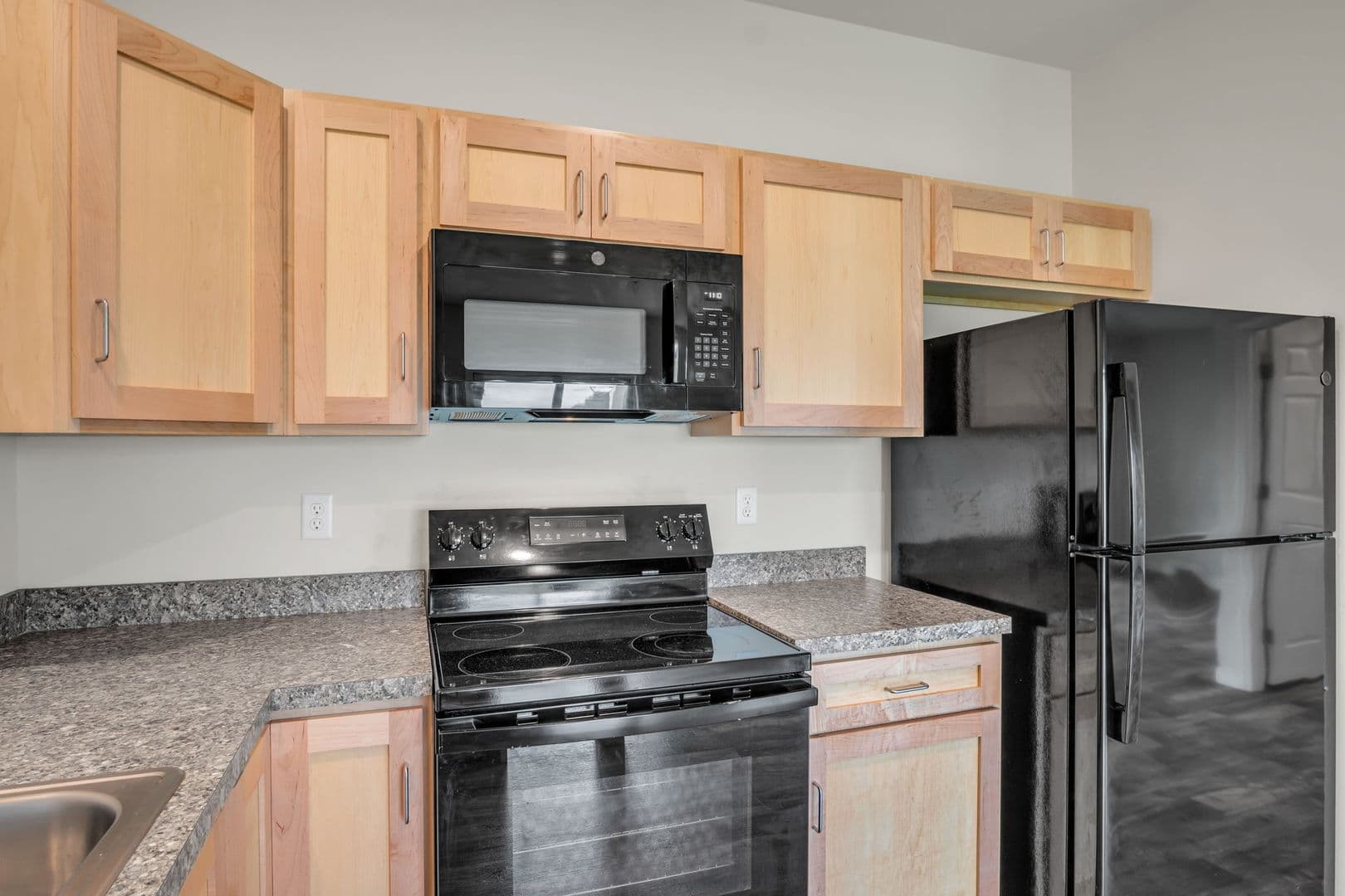Palmyra Apartment: 125 Farmshed Rd