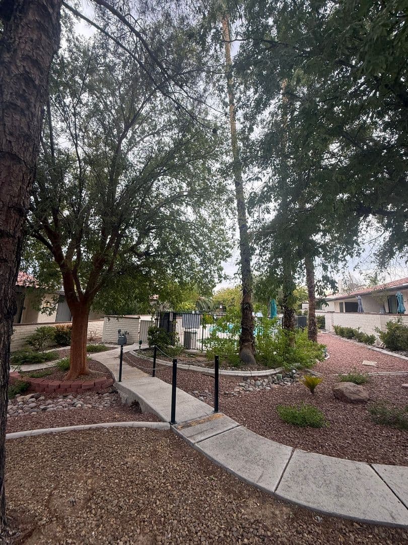 Las Vegas Townhome: 3058 Conquista Ct