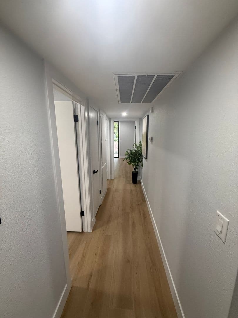 Las Vegas Townhome: 3058 Conquista Ct