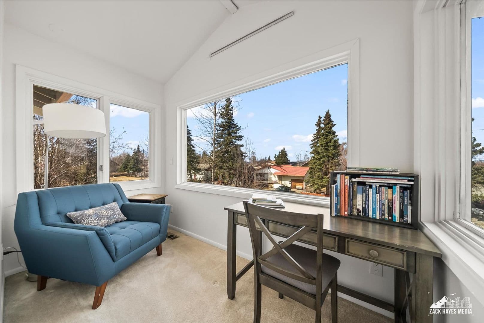 Anchorage Apartment: 324 E Manor Ave