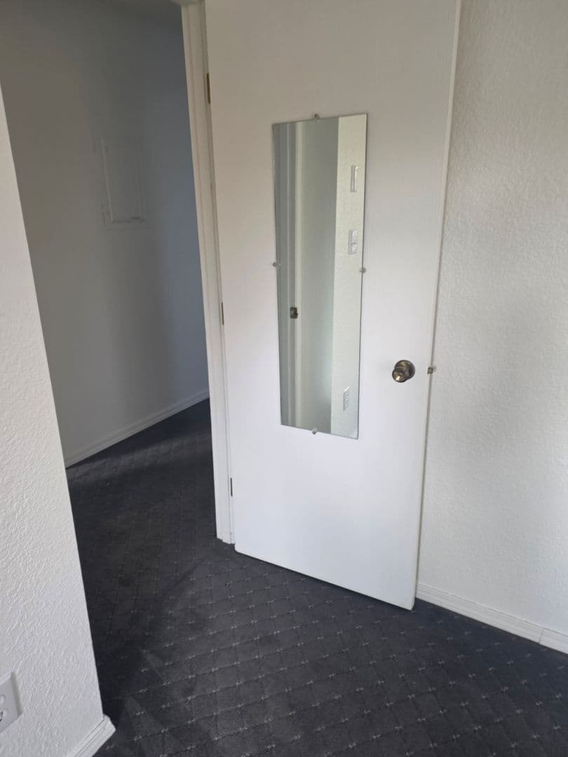 Anchorage Apartment: 1401 W. 40th Ave.