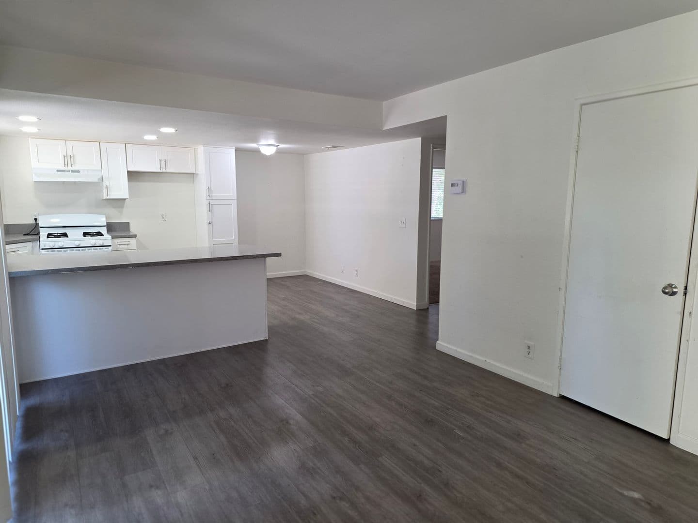 Ventura House: 1161 Johnson Drive