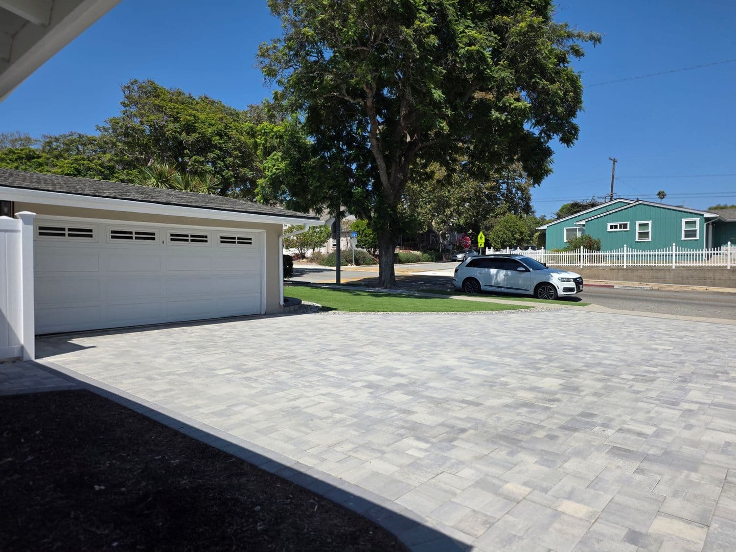 Ventura House: 317 Agnus Drive