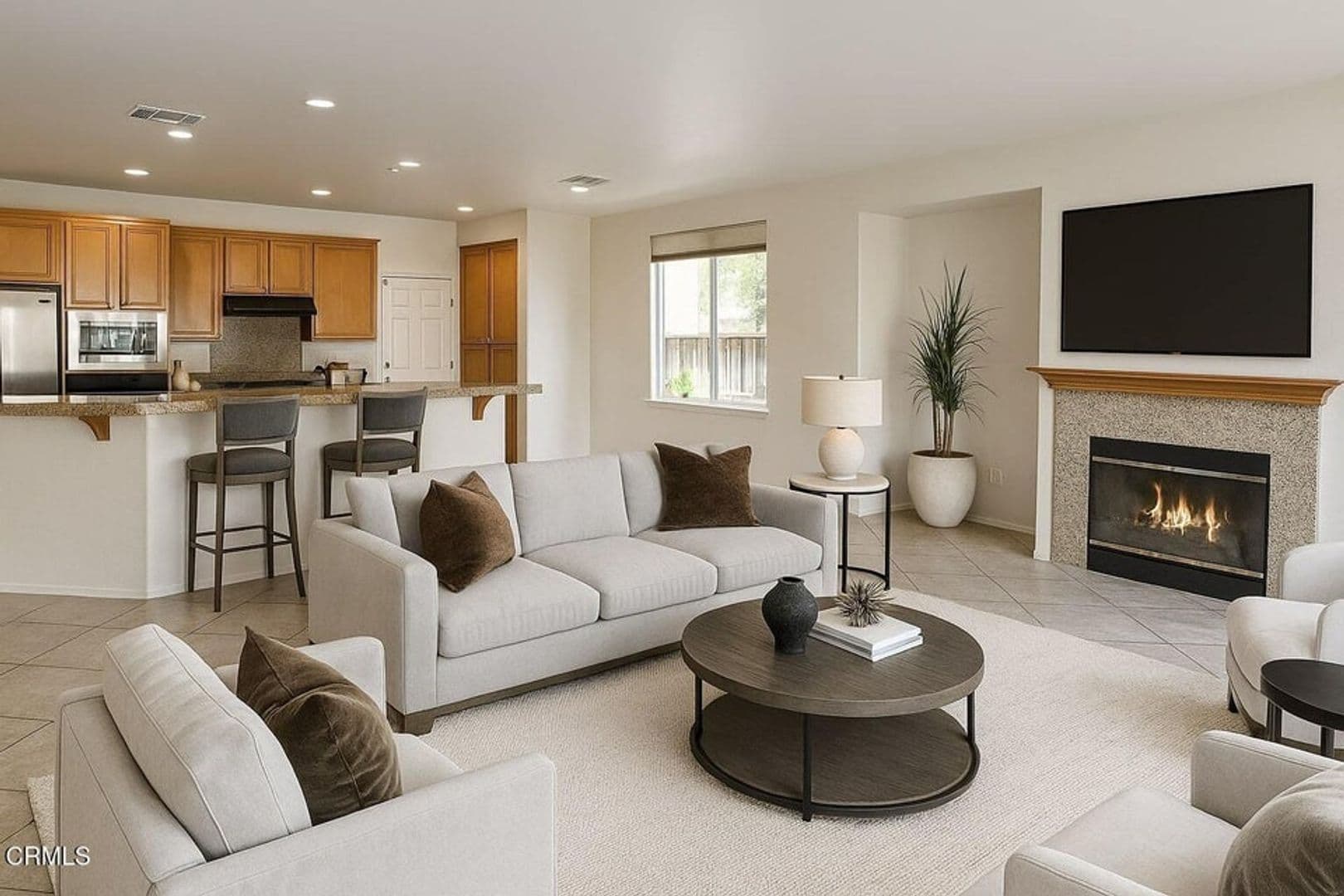 Oxnard House: 822 Belleza Dr.