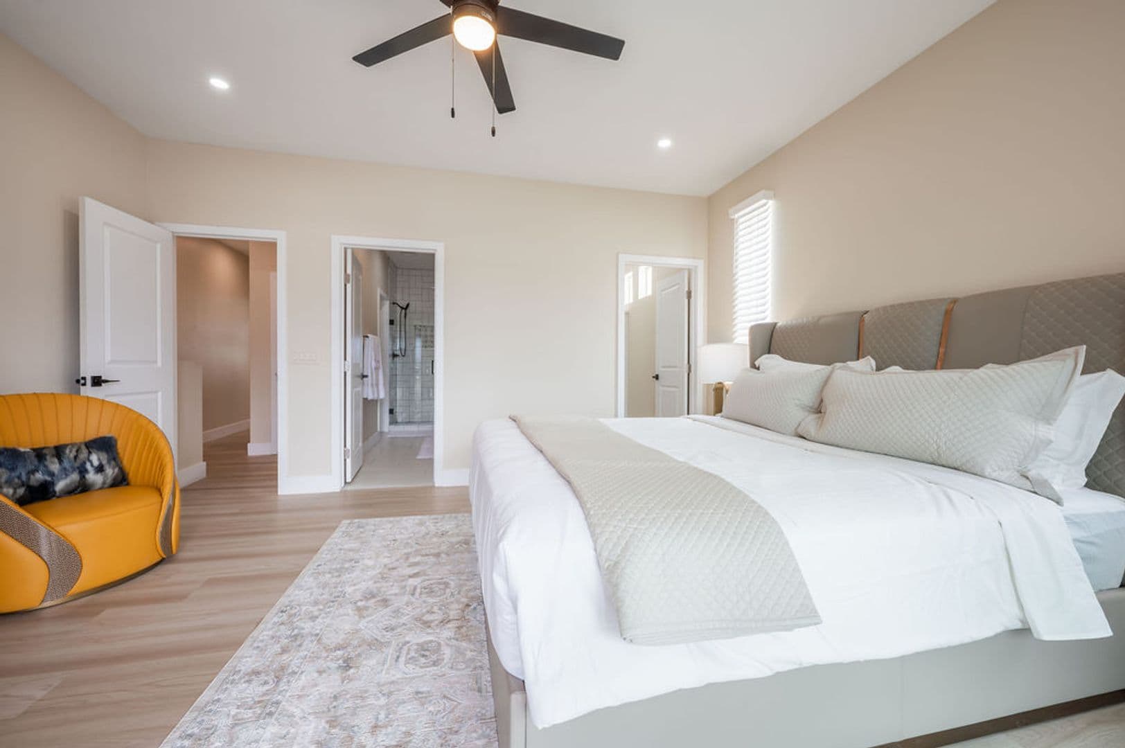 Mesa Townhome: 44 N Sun Valley Blvd