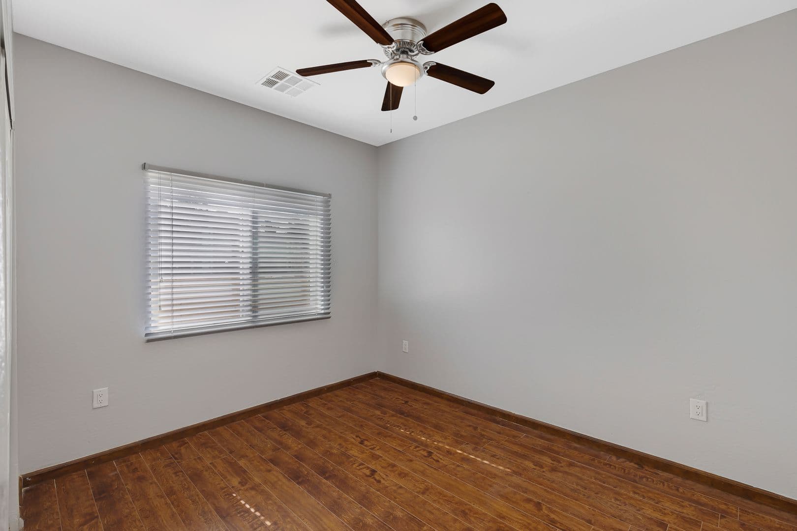 Tolleson Apartment: 600 N 96th Ave