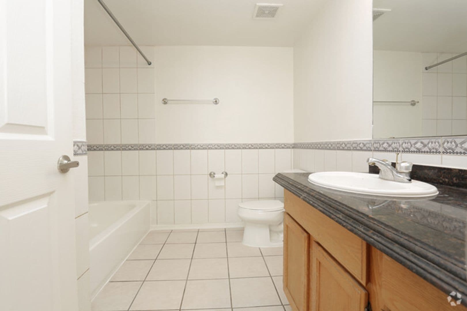 Chandler Apartment: 2800 N Arizona Ave
