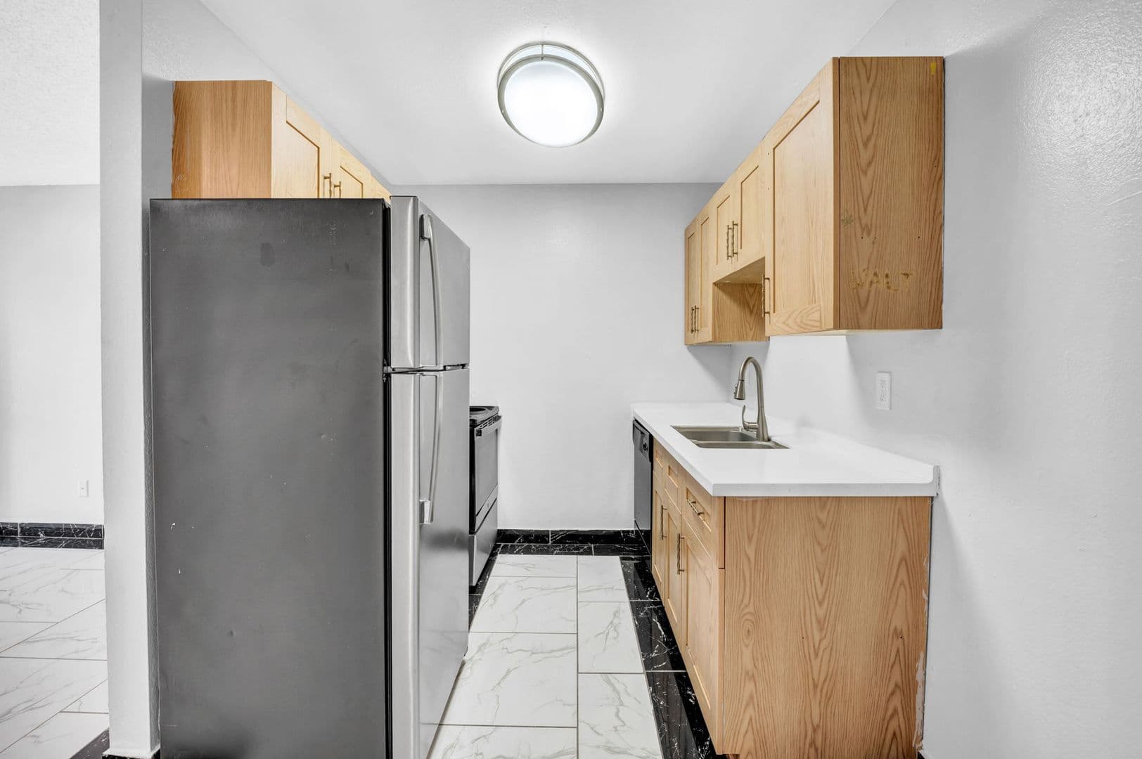 Phoenix Apartment: 1225 N 40th St