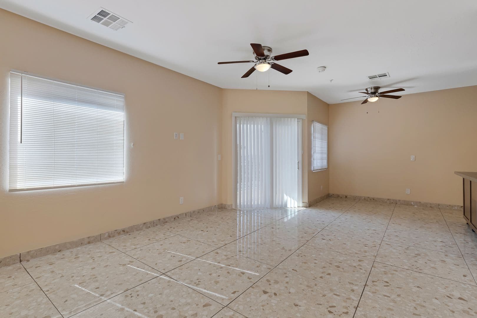 Tolleson Apartment: 600 N 96th Ave