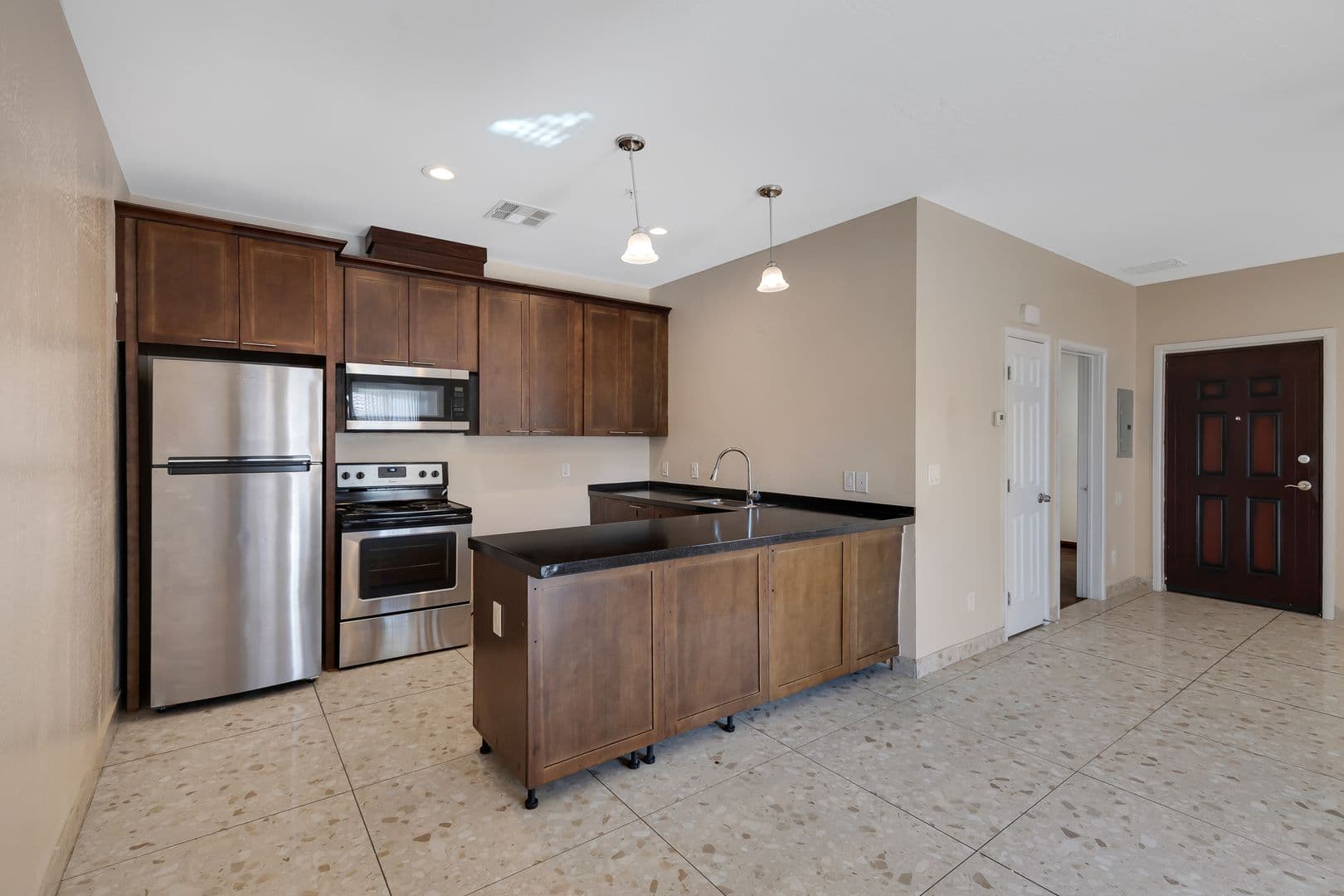 Tolleson Apartment: 600 N 96th Ave