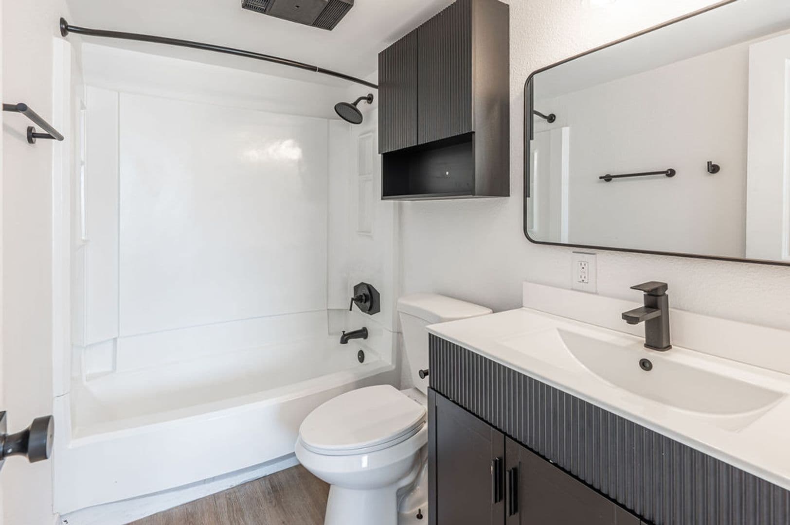 Glendale Apartment: 7111 N 75th Ave