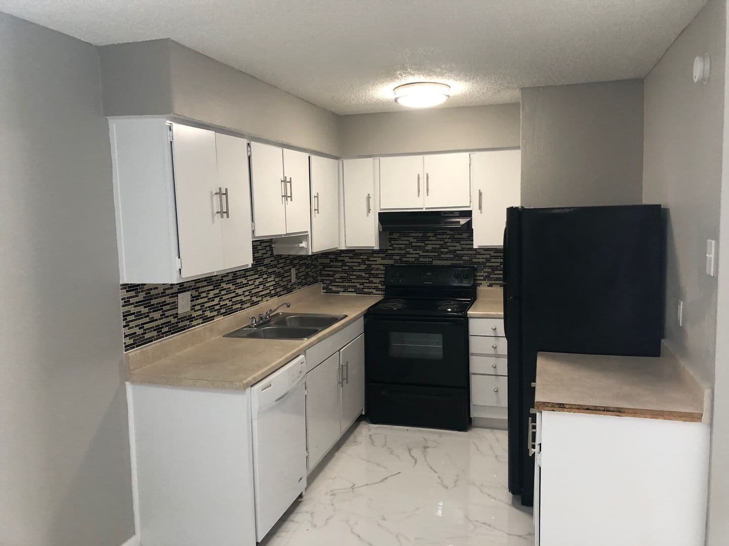 Fort Worth Apartment: 8300 Calmont Ave